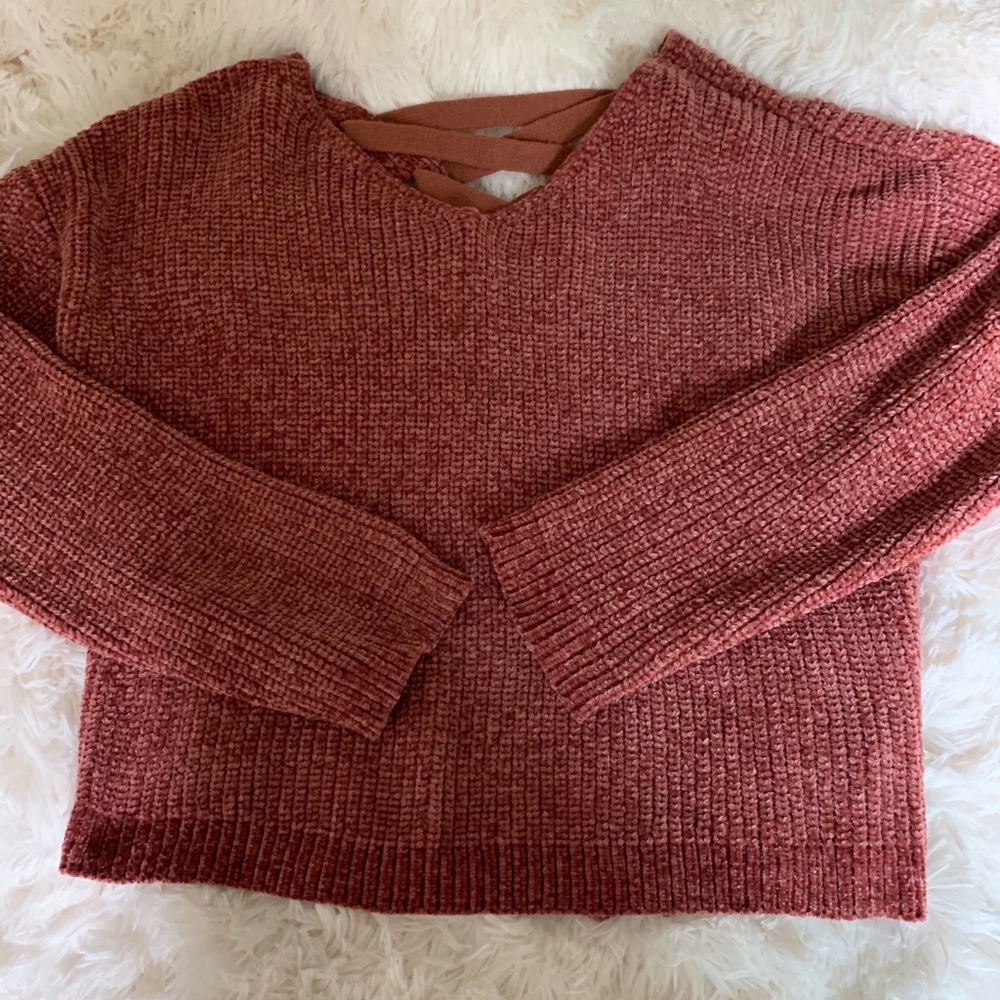 SUPER SOFT SWEATER!!